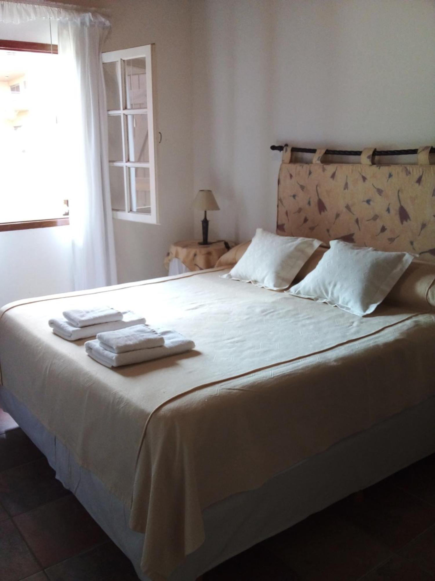 Hosteria Sajonia Villa Gesell Bagian luar foto