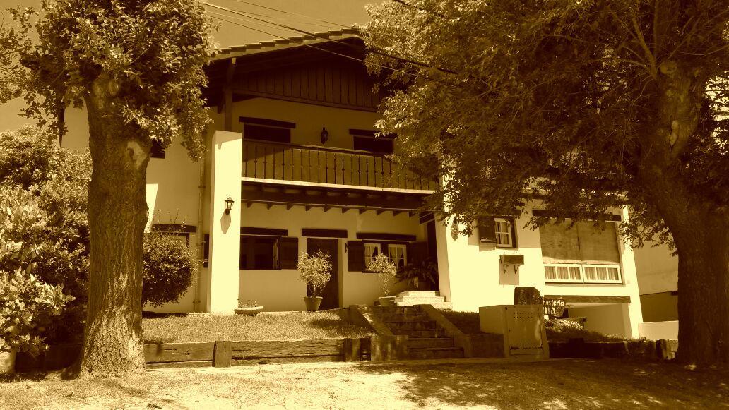 Hosteria Sajonia Villa Gesell Bagian luar foto